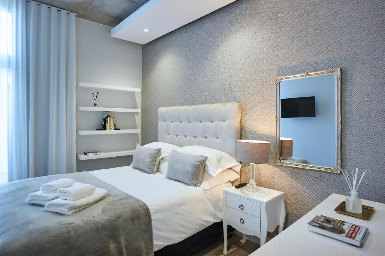 The Signature Luxury Apartment Cape Town 0*,  South Africa