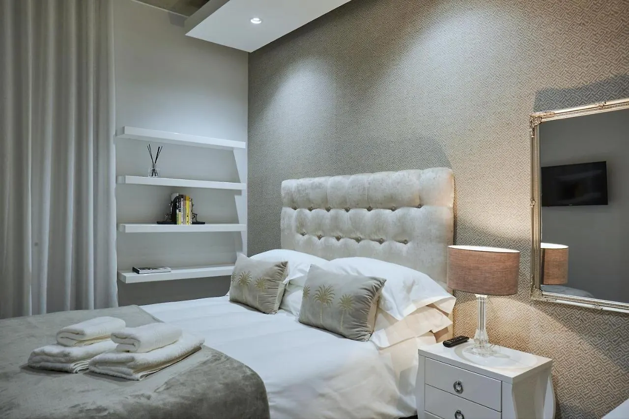 The Signature Luxury Apartment Cape Town